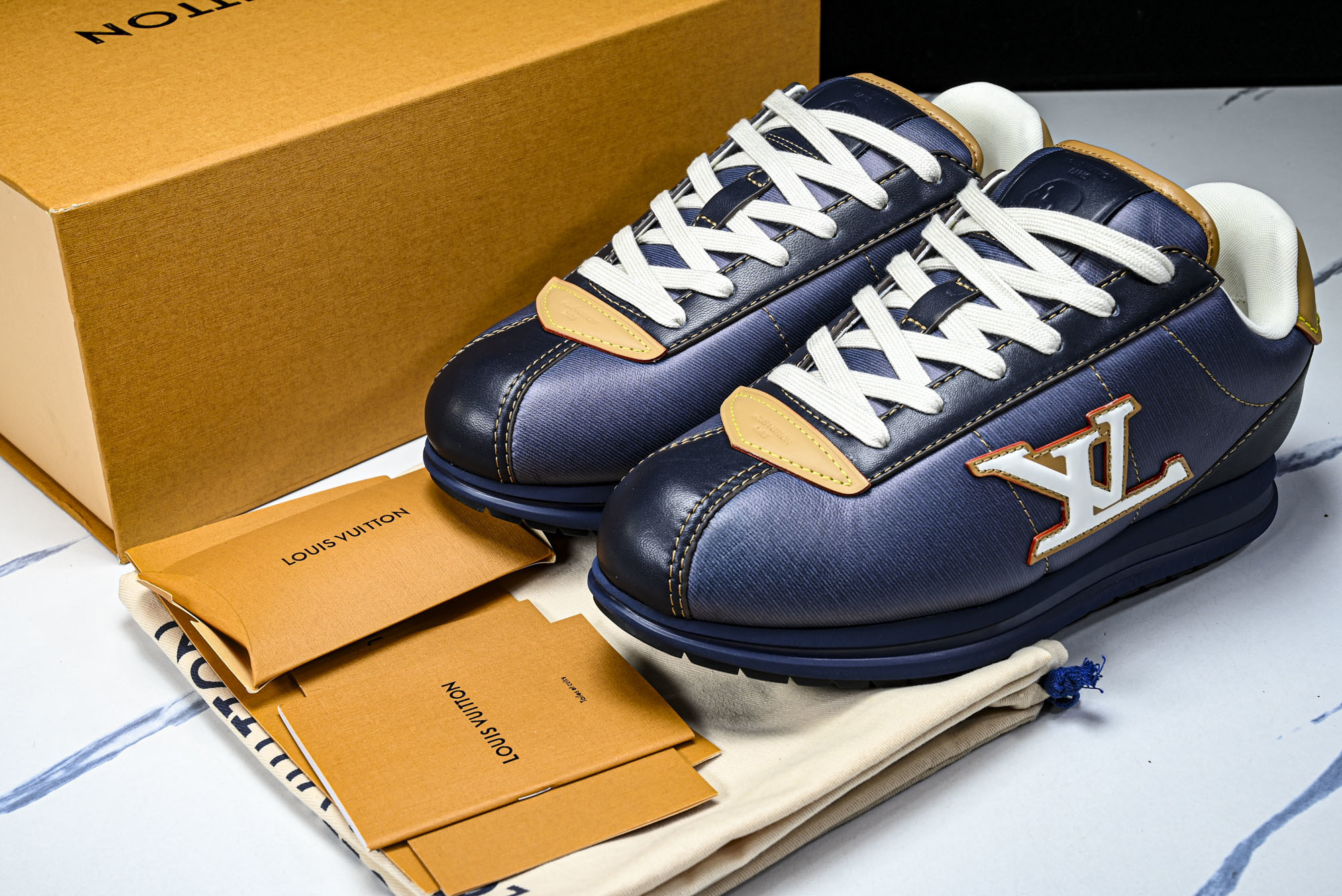 [BQ] 루이비통 버터소프트 네이비