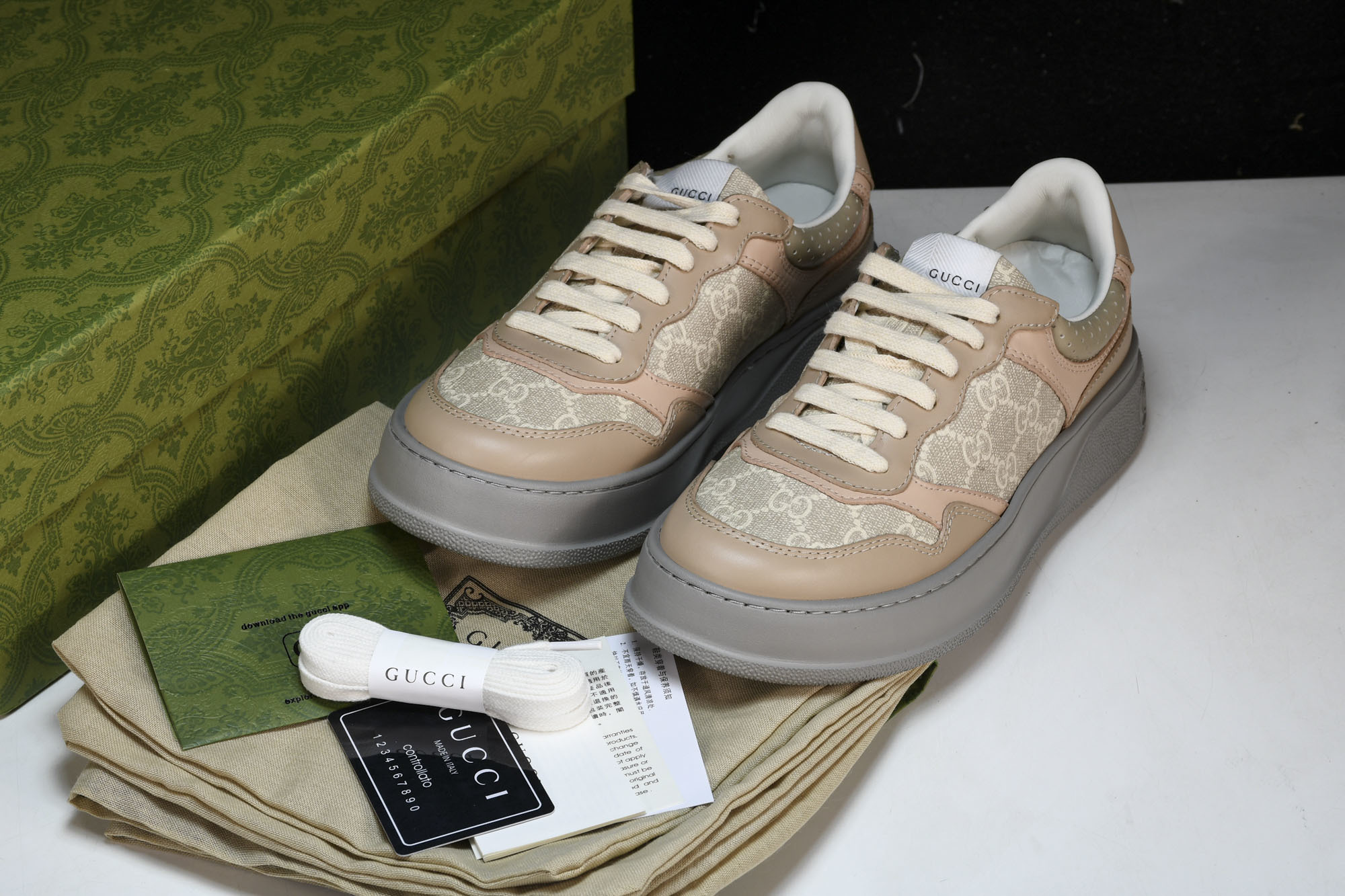 구찌 GG 스니커즈 베이지&핑크