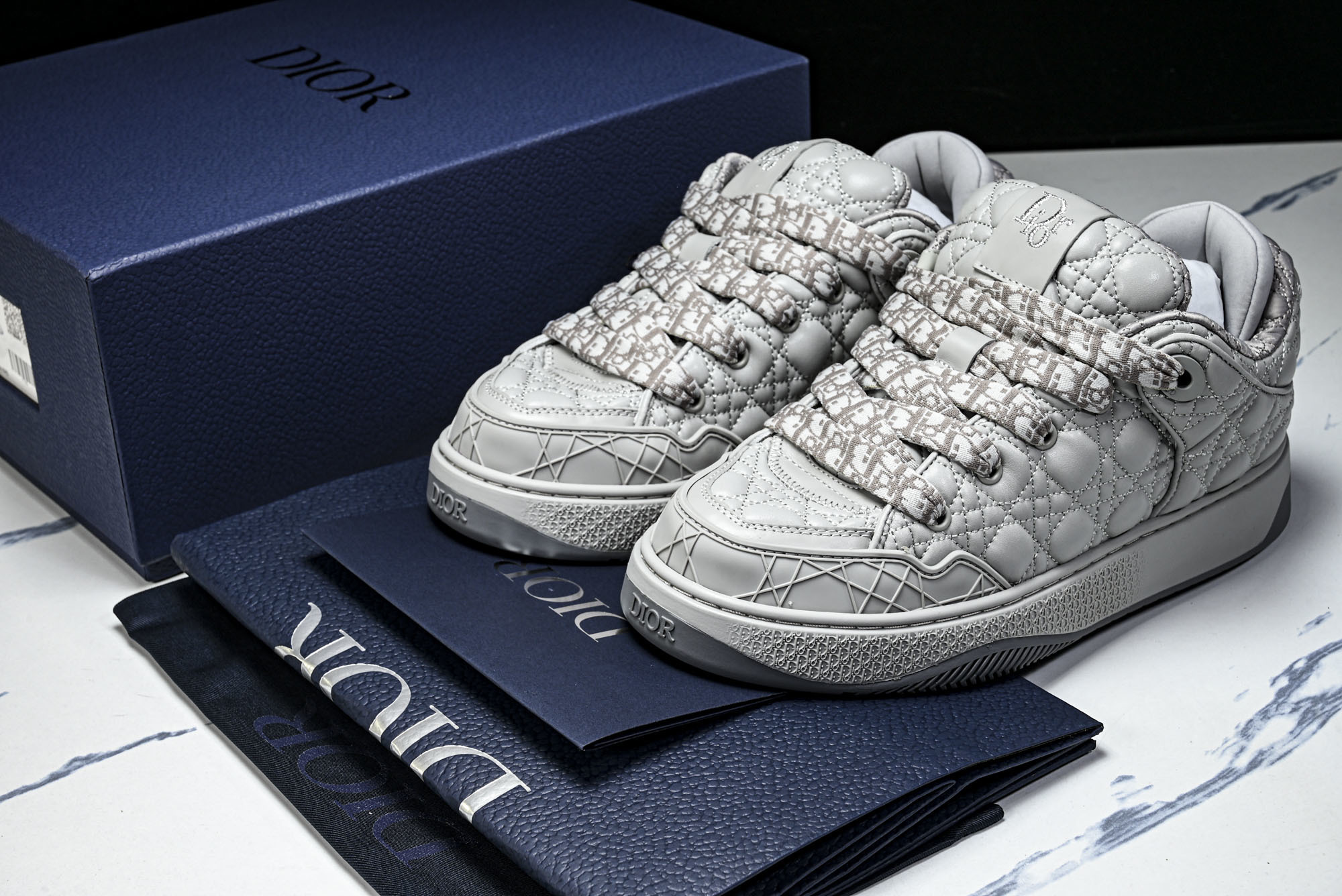 [PT] 디올 x ERL B9S 스케이터 스니커즈 그레이