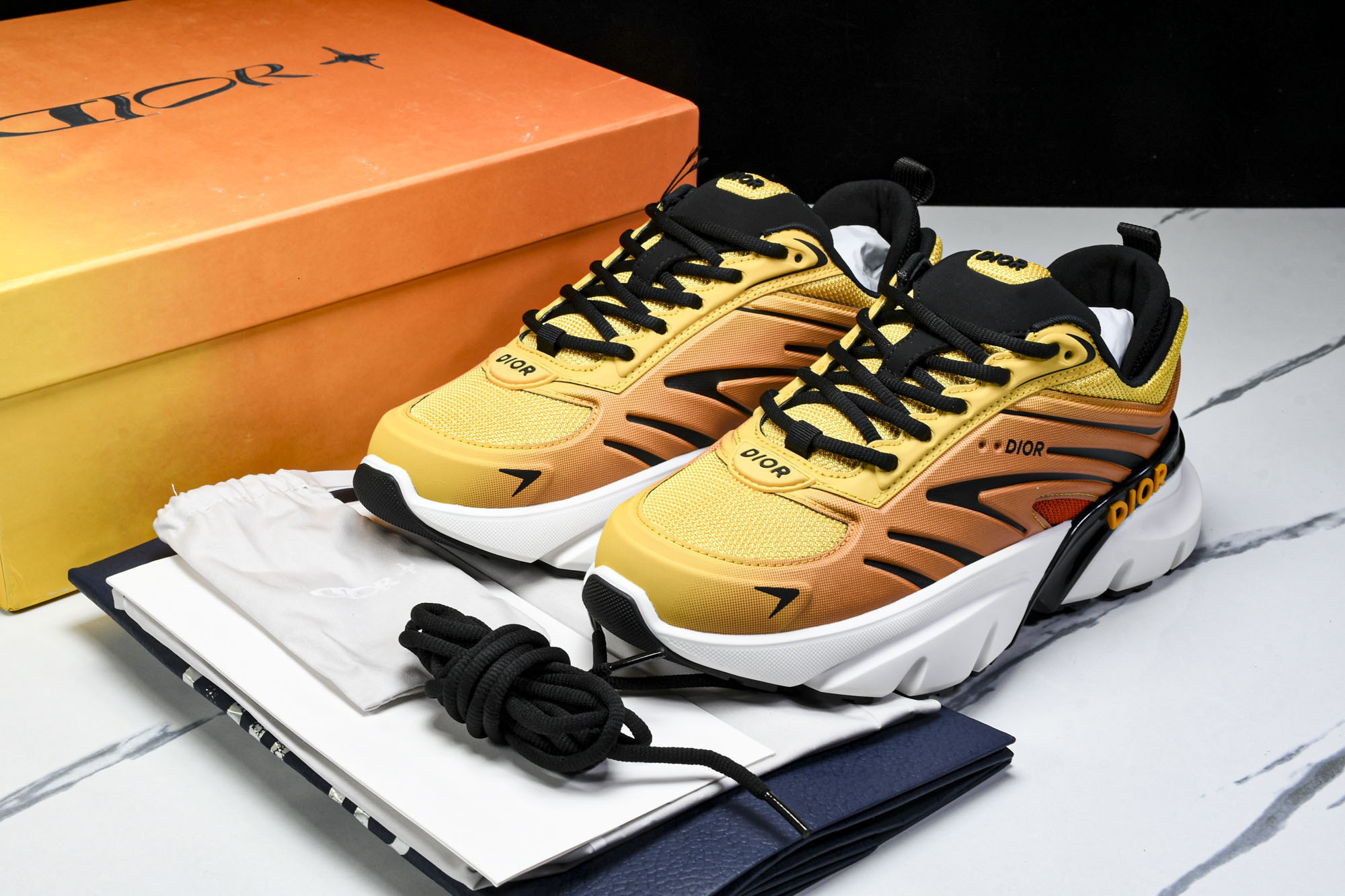 [BQ] 디올 B44 루이스 해밀턴 블레이드 스니커즈 그라디언트 다크옐로우