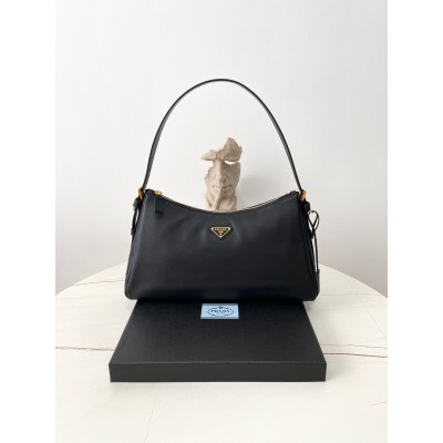 [블랙프레임] 프라다 에이미 가죽 숄더백 블랙 라지 1BC228 39*23*12