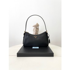 [블랙프레임] 프라다 에이미 가죽 숄더백 블랙 미디움 1BC229 31*18*10